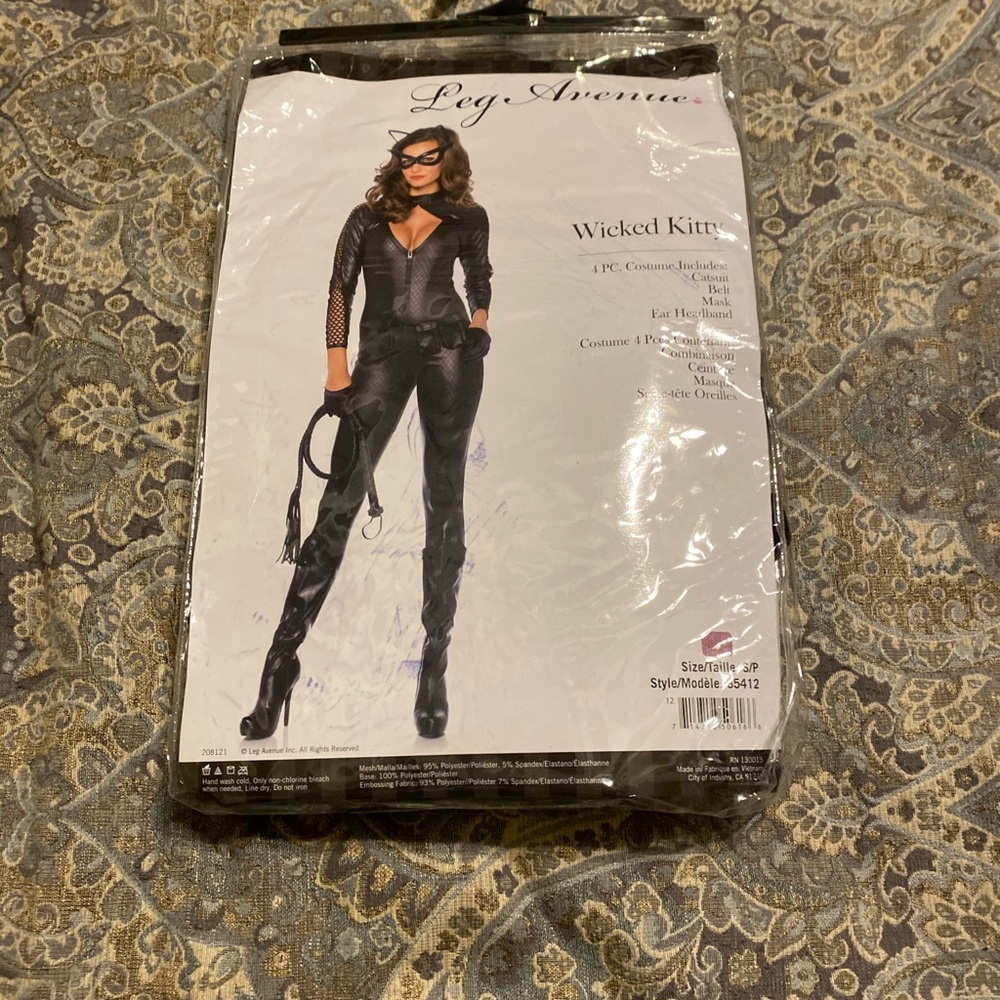 SOLD Halloween cat women  Size. Small